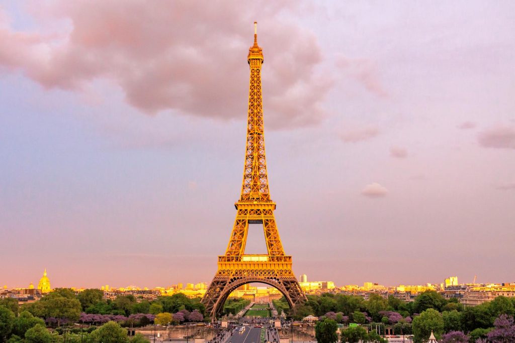 Photo of Eiffel Tower, Paris